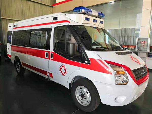 上蔡县福特V362救护车